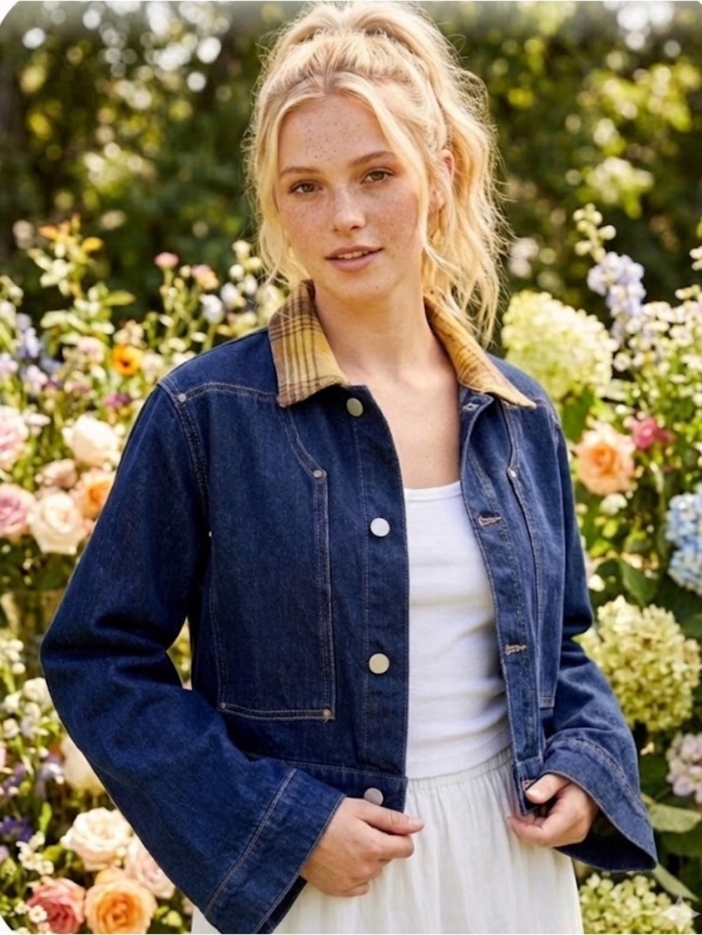 Warp + Weft GVA Geneva Dark Wash Cropped Denim Trucker Jacket - Size Small